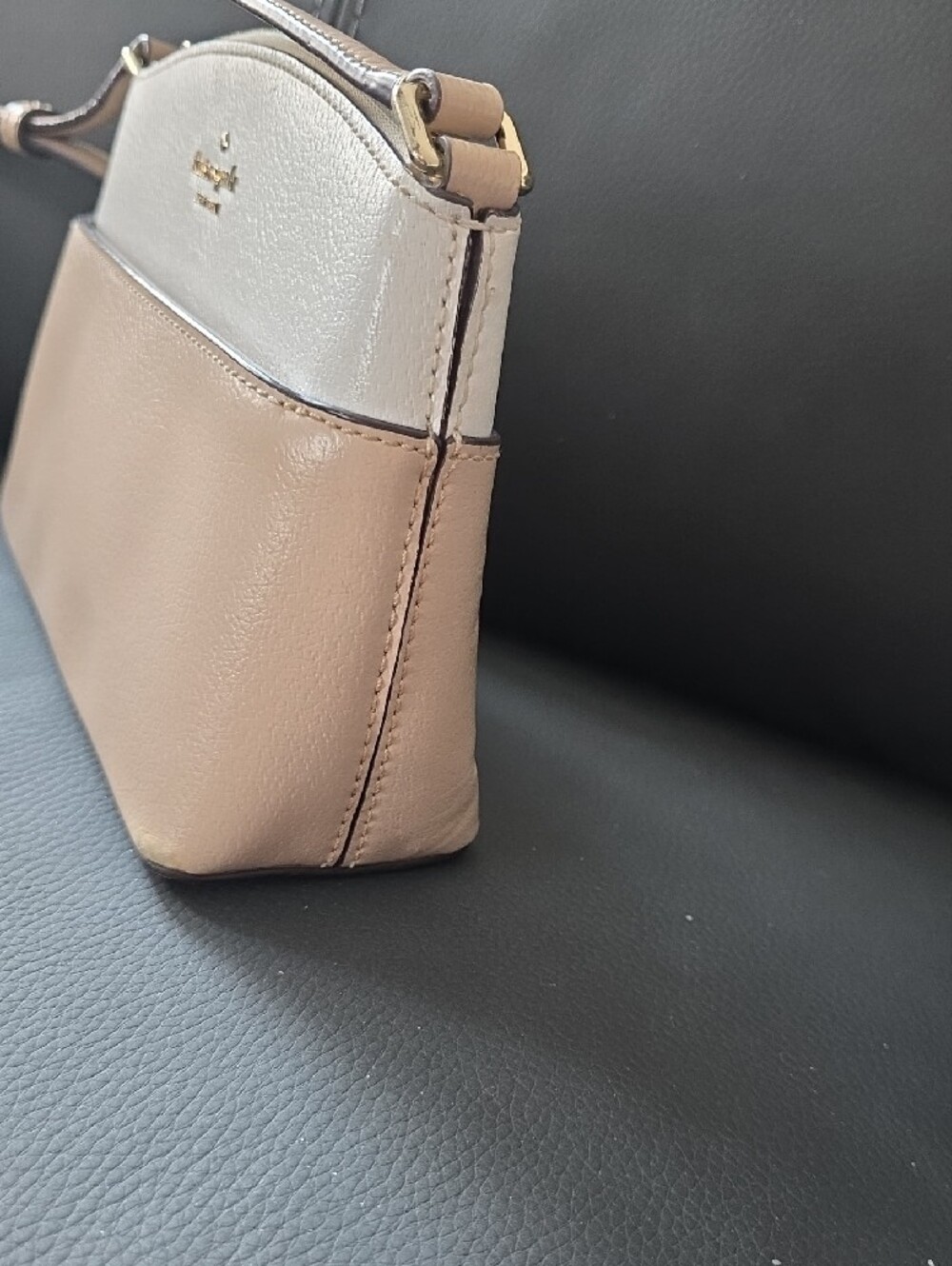 kate spade Two-Tone Beige and Ivory Leather Crossbody - Picture 6 of 9